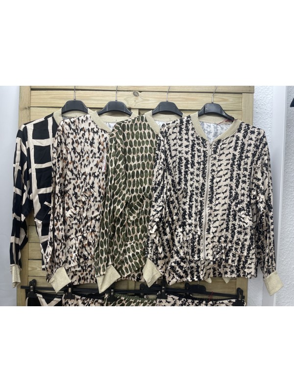 Bomber de saten estampada