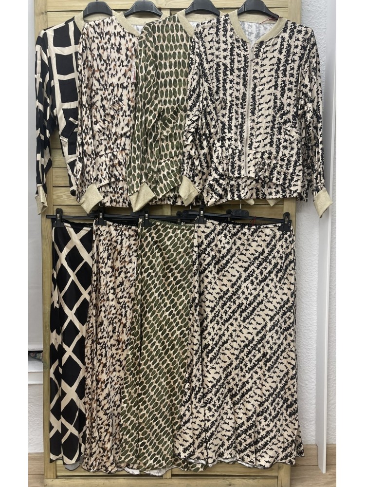 Bomber de saten estampada