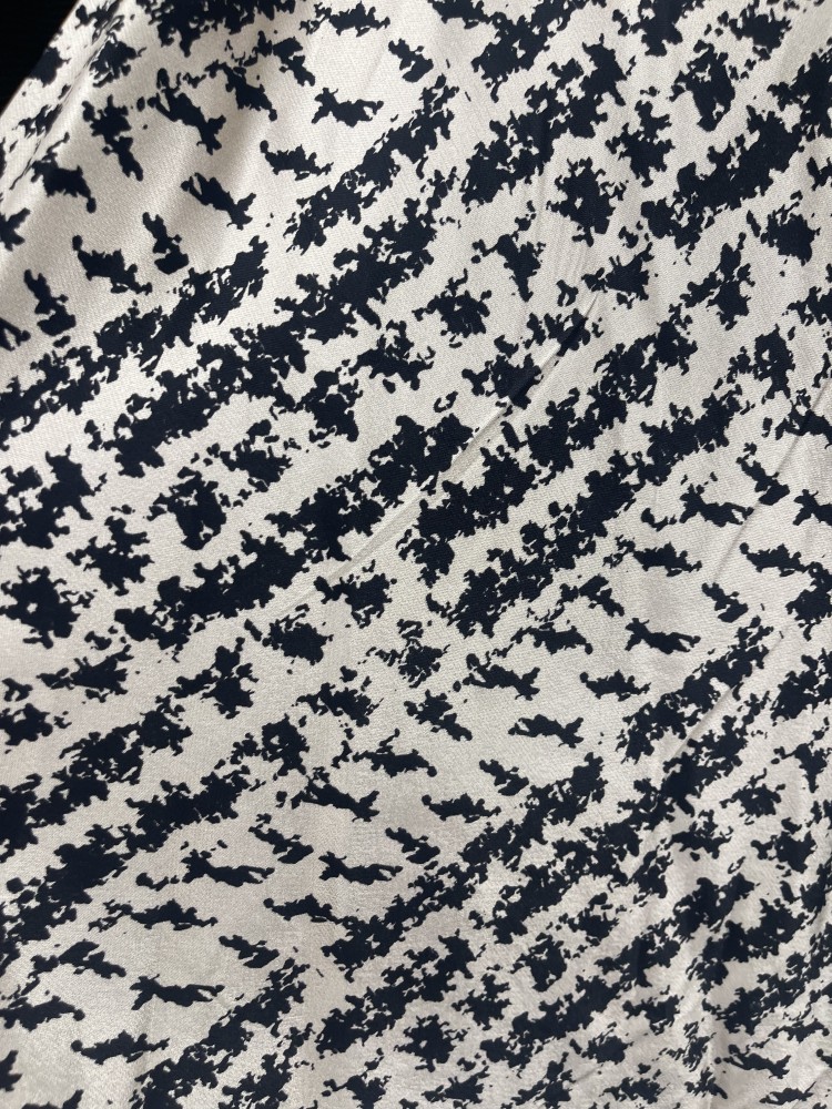 Bomber de saten estampada