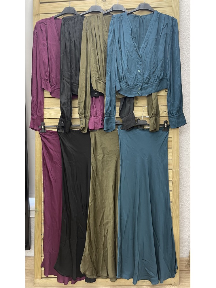 Camisa corta de satén con botones