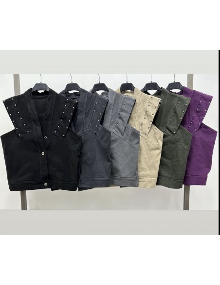 Chaleco doble fila tachas en hombros