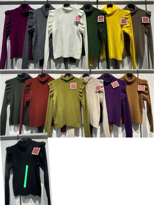 Jersey con cuello y volantito en hombros