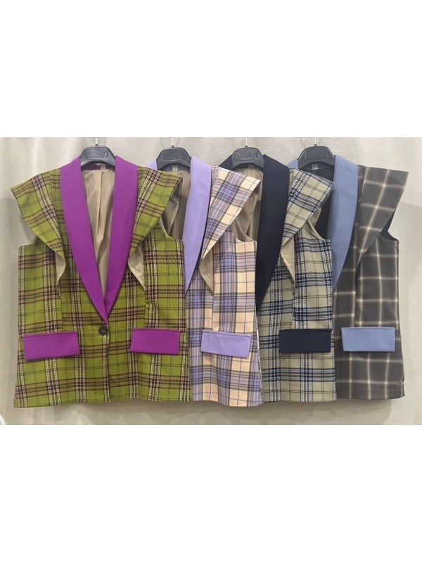 Chaleco de cuadros con volantito y solapa de color