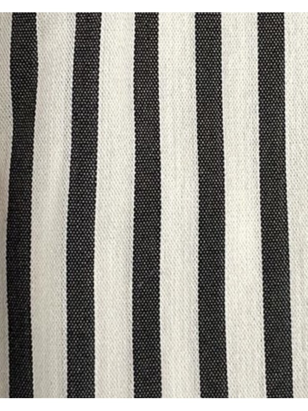 Camisa de rayas con volante en cuello y hombros 2