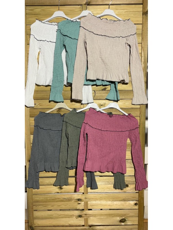 Camisa fruncida hombros descubiertos con borde