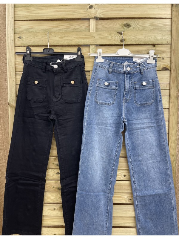 Jeans recto bolsillos delanteros con boton