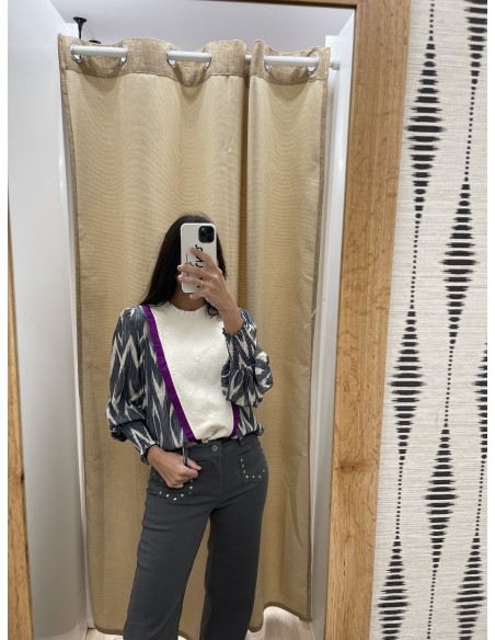 Camisa estampada con vivo en delantero buganvilla