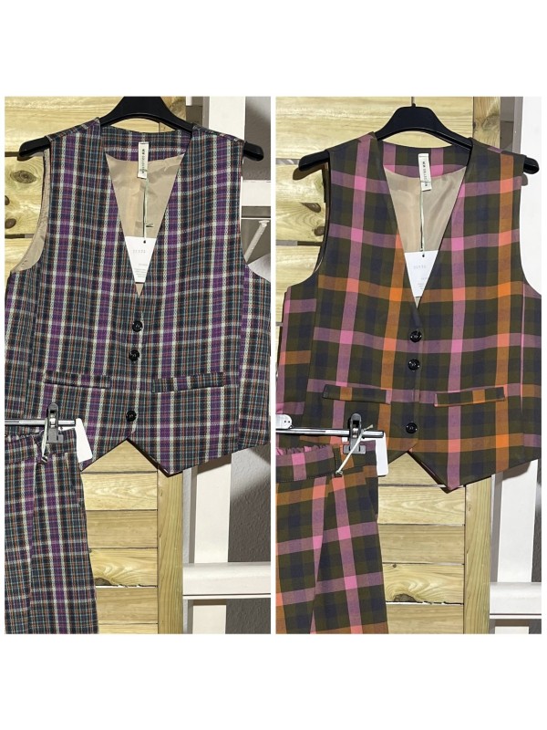 Chaleco de cuadros con falsos bolsillos