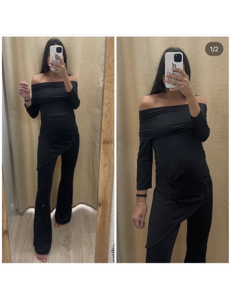 Conjunto de lycra de top asimetrico maxi cuello y pantalon de campana