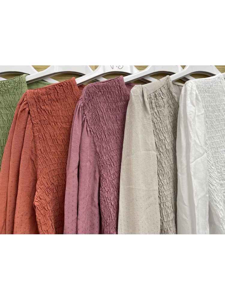 Camisa pecho fruncido y botones delanteros