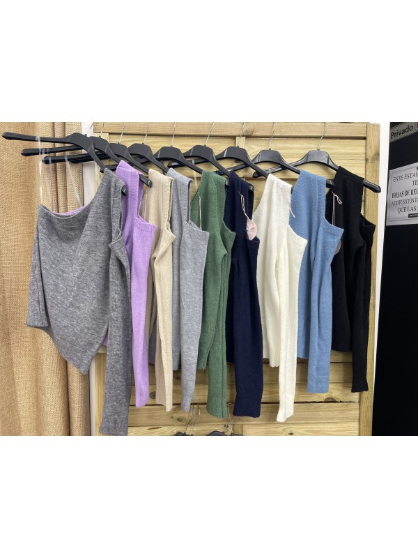 Jersey asimetrico hombro descubierto