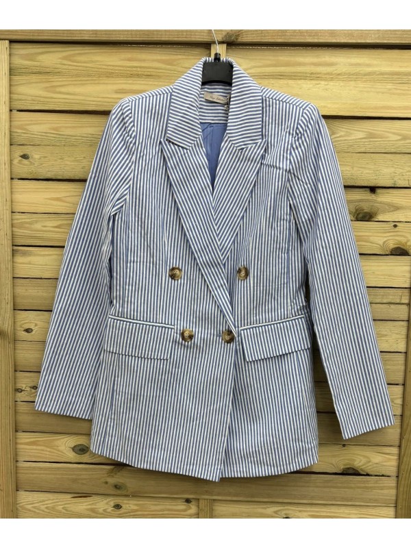 chaqueta de rayas finas