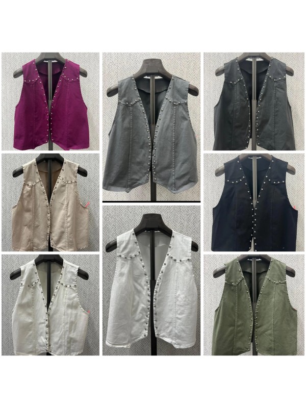 Chaleco tachas costura delantera