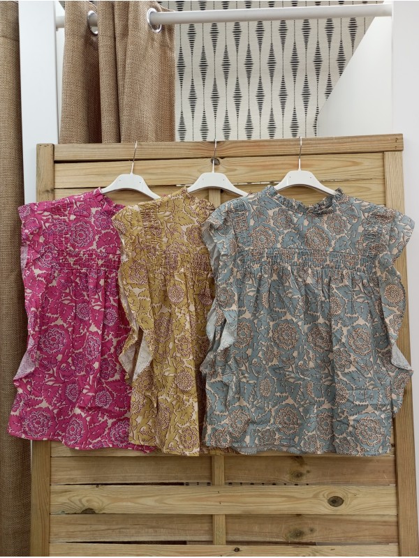 camisa flores con volante en sisa