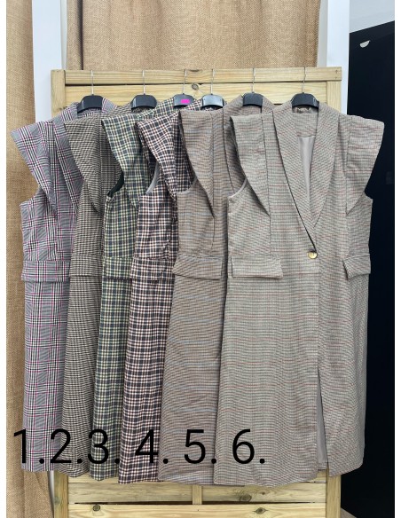 chaleco largo de cuadros volante en manga