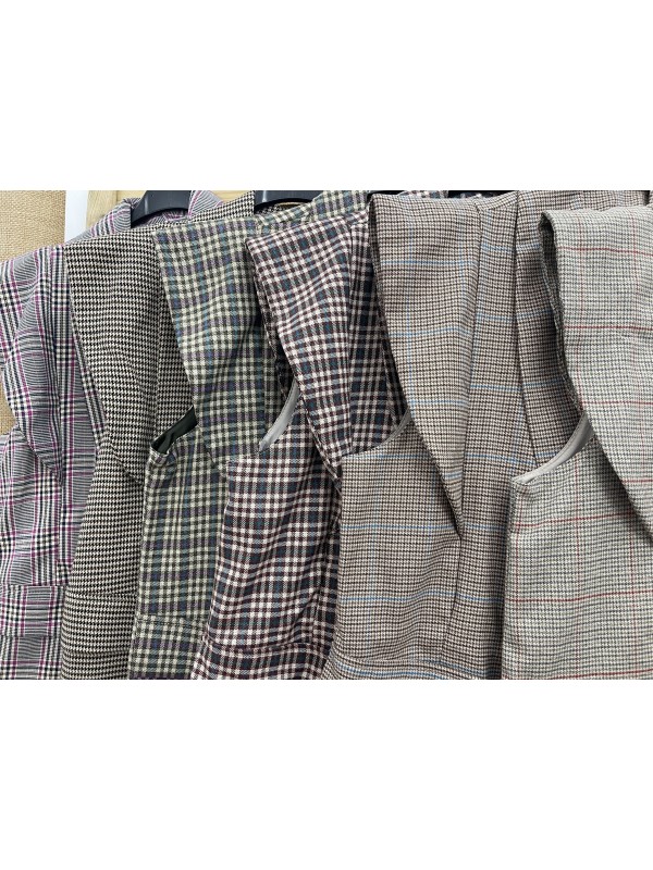 chaleco largo de cuadros volante en manga 2