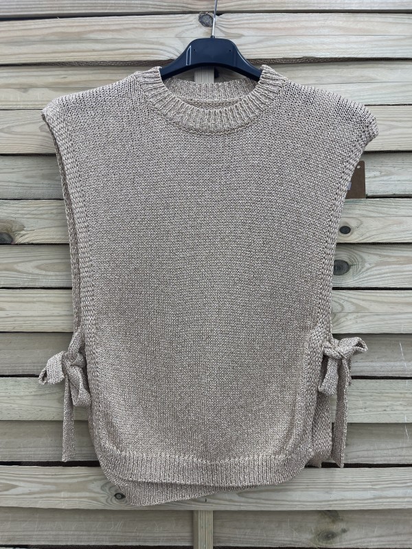 Chaleco dorado lazo en laterales