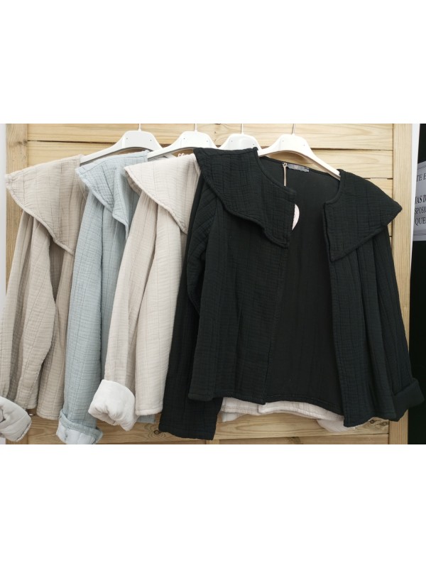 Chaqueta acolchada volante en cuello