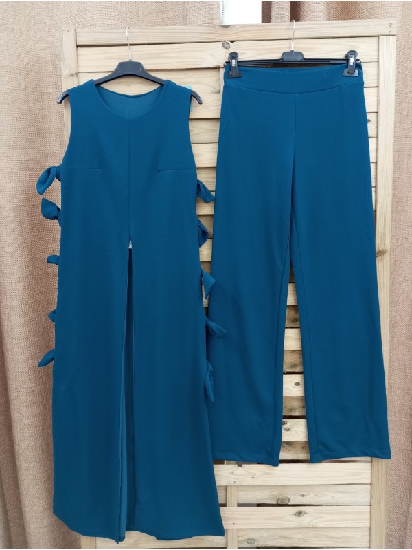 Conjunto chaleco lazos y pantalón recto