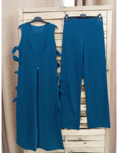 Conjunto chaleco lazos y pantalón recto