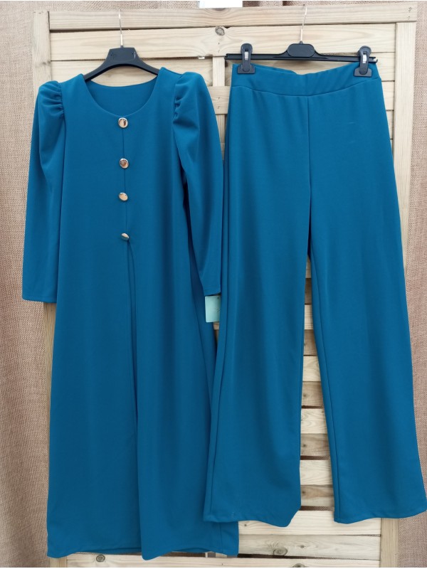 Conjunto chaqueta hombreras y pantalón recto