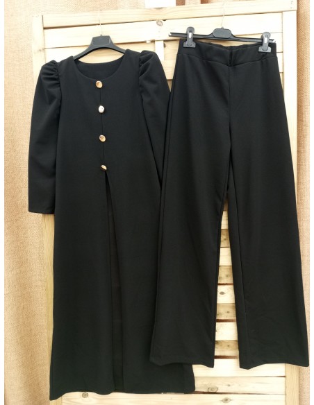 Conjunto chaqueta hombreras y pantalón recto