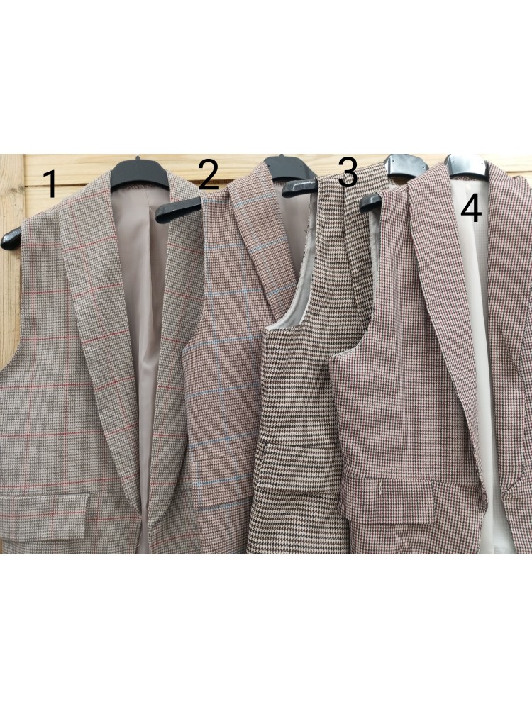 Chaleco corto de cuadritos con solapa