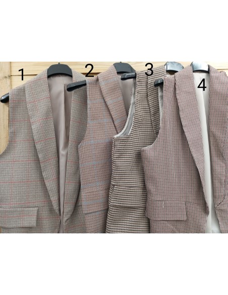 Chaleco corto de cuadritos con solapa