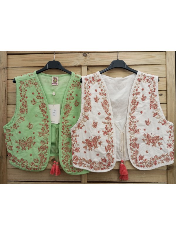 chaleco bordado con bolitas