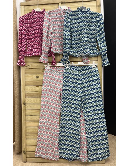 pantalon hojitas tricolor