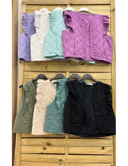 Chaleco liso acolchado con volantitos