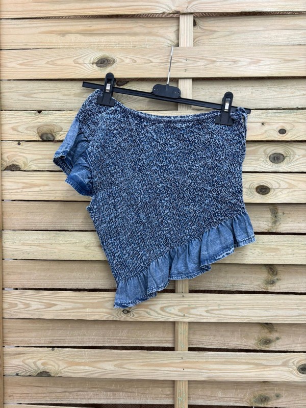 camisa fruncida asimetrica vaquera