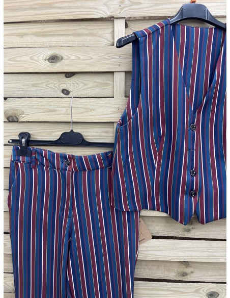 Conjunto chaleco y pantalon rayitas tricolor