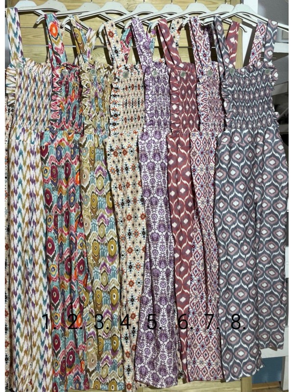 peto con parte delantera fruncida