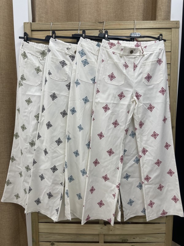 Pantalon tejido elastico cruces