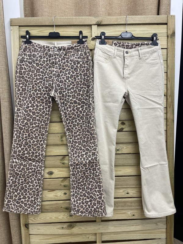 Jeans pesqueros reversibles leopardo