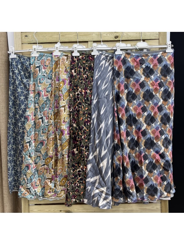 falda estampada saten midi 2