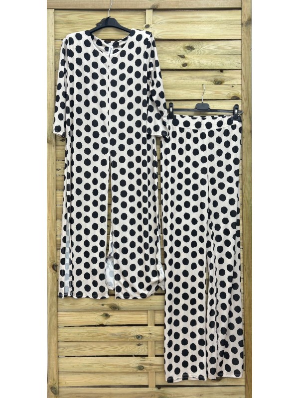 Conjunto camisa con aberturas y pantalon