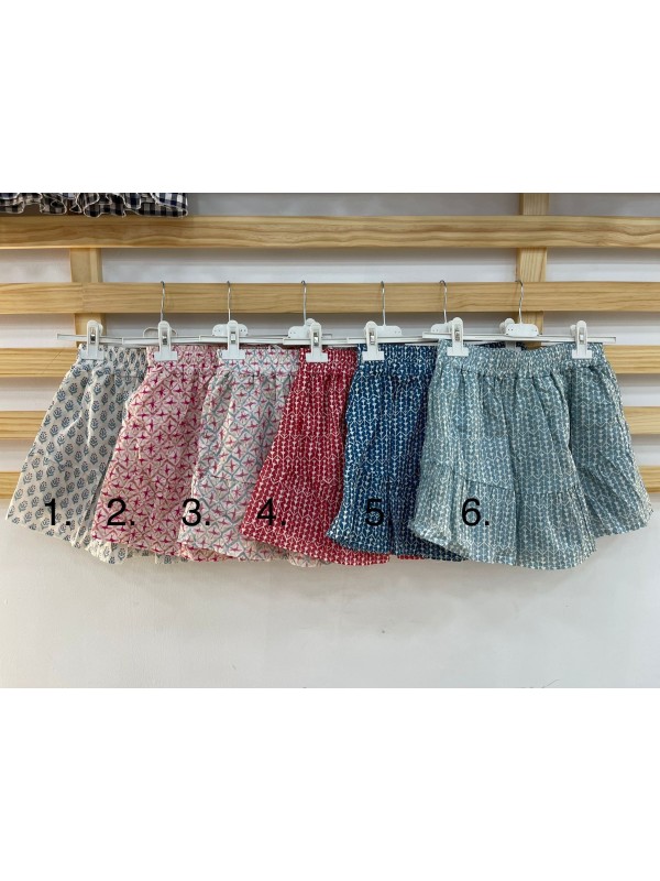 falda mini con vuelo