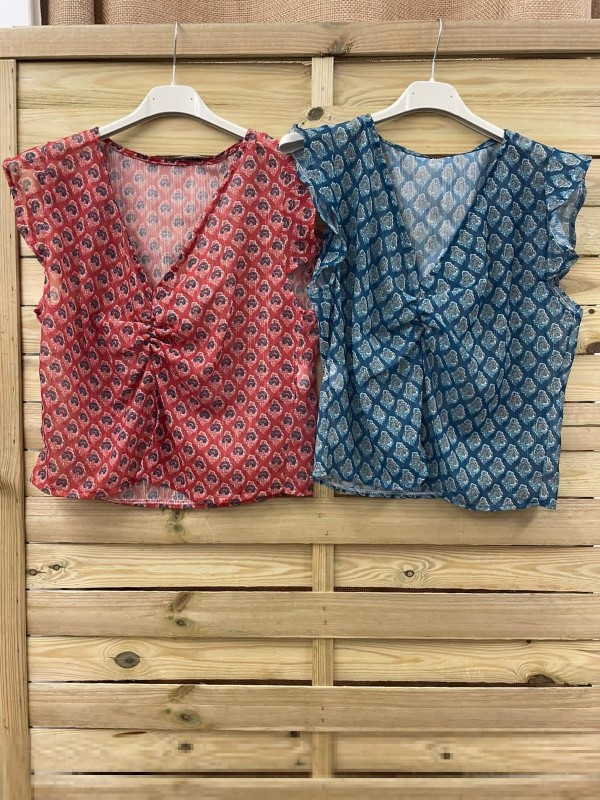 camisa de sisa con frunce en pecho estampado flores