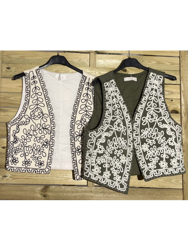 chaleco bordado hilo