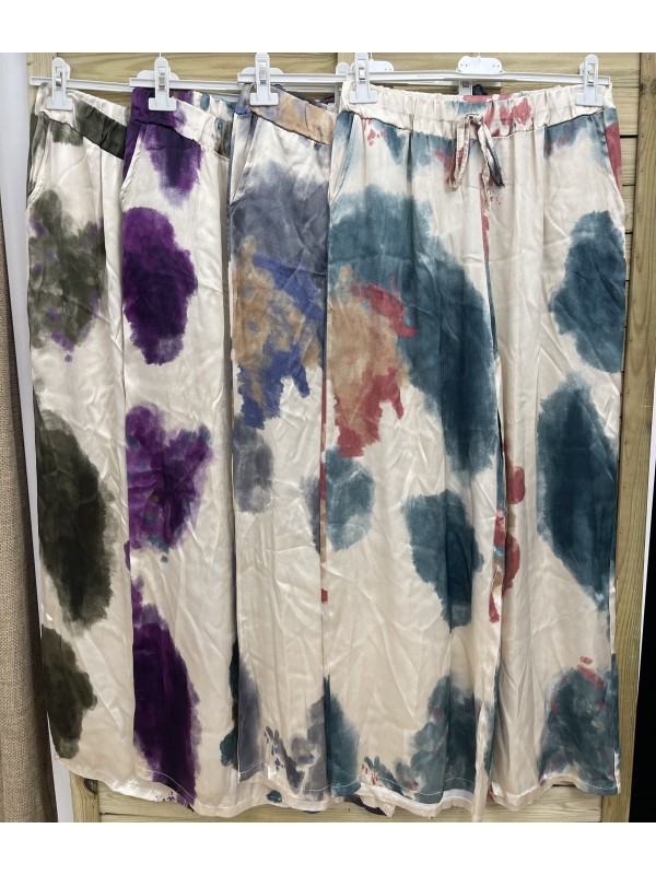 Pantalon recto saten estampado manchas