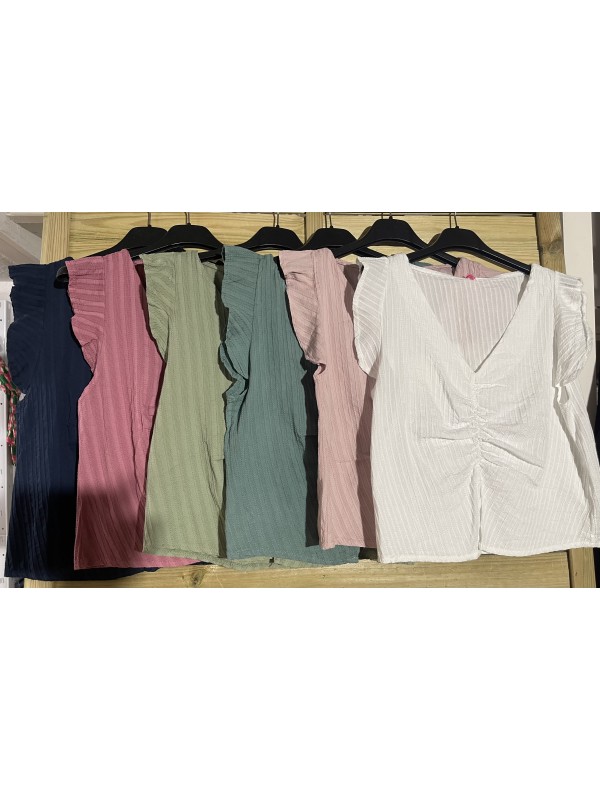 camisa drapeada con volantito en sisa