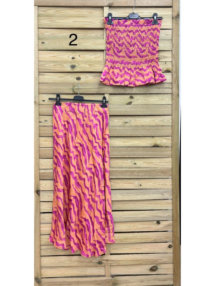 Conjunto saten top fruncido palabra de honor