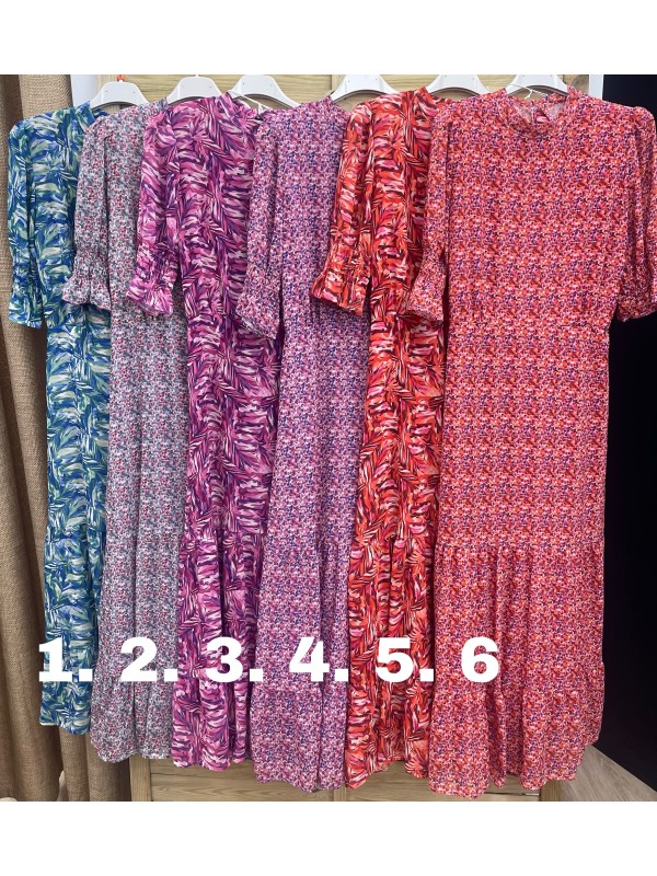 Vestido largo de gasa con hombreras