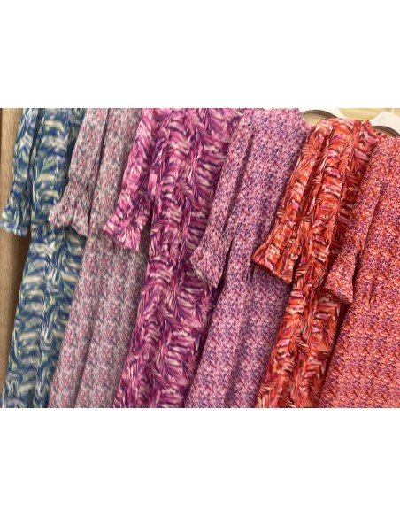 Vestido largo de gasa con hombreras