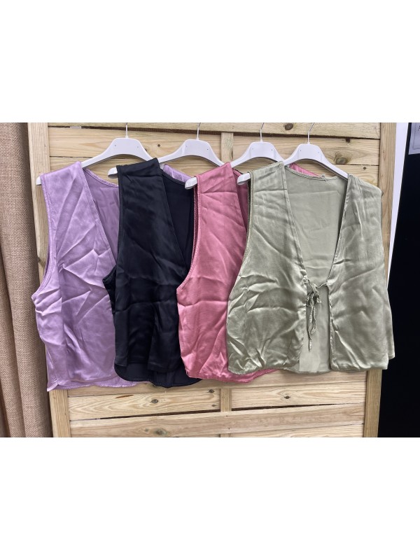 chaleco de saten con lazo 2