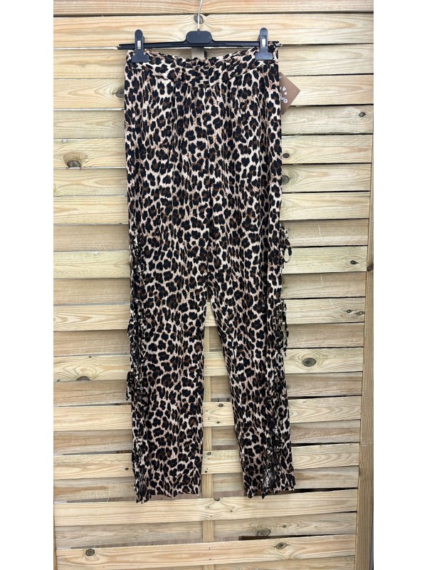 Pantalón leopardo lazos