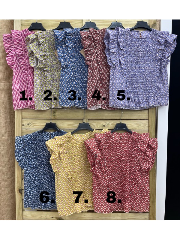 Camisa estampada con fruncido y volantitos