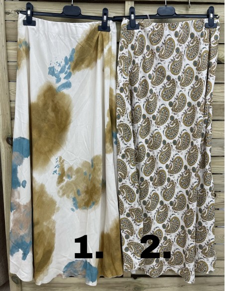 Falda midi estampada